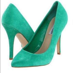 Steve Madden Intrude Green Suede Heels Size 8